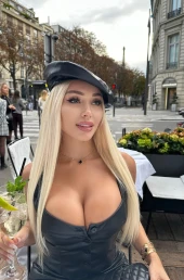 Проститутка Люсьен